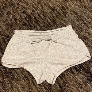 CALVIN KLEIN- Sweatshirt Material Shorts~ (size-M)